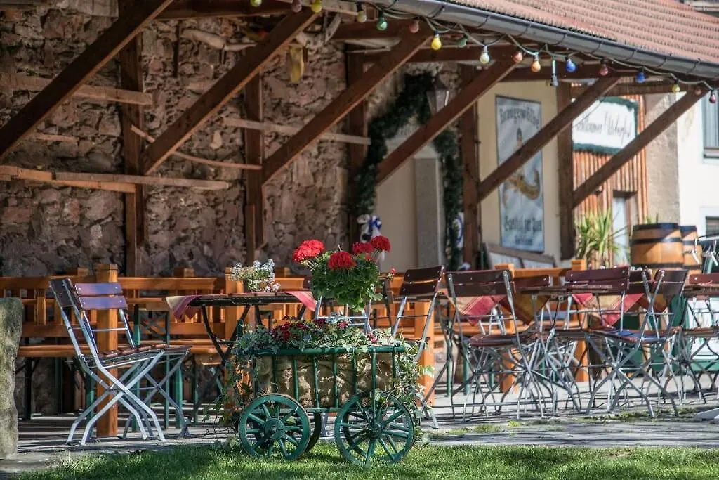 Apartment Brauereigasthof Zur Post Eschlkam