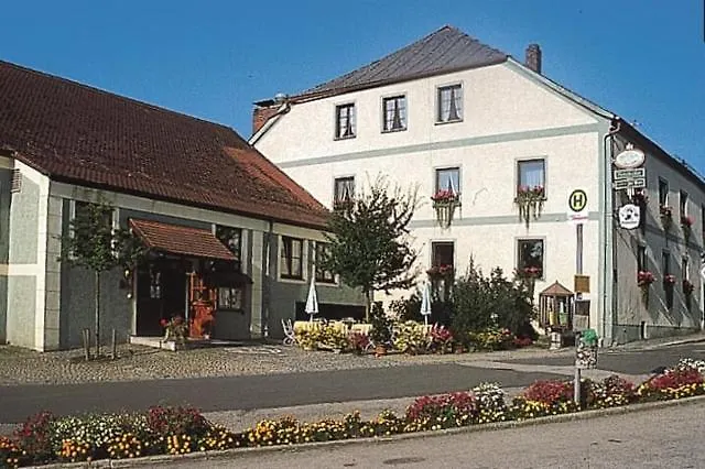 Apartment Brauereigasthof Zur Post Eschlkam